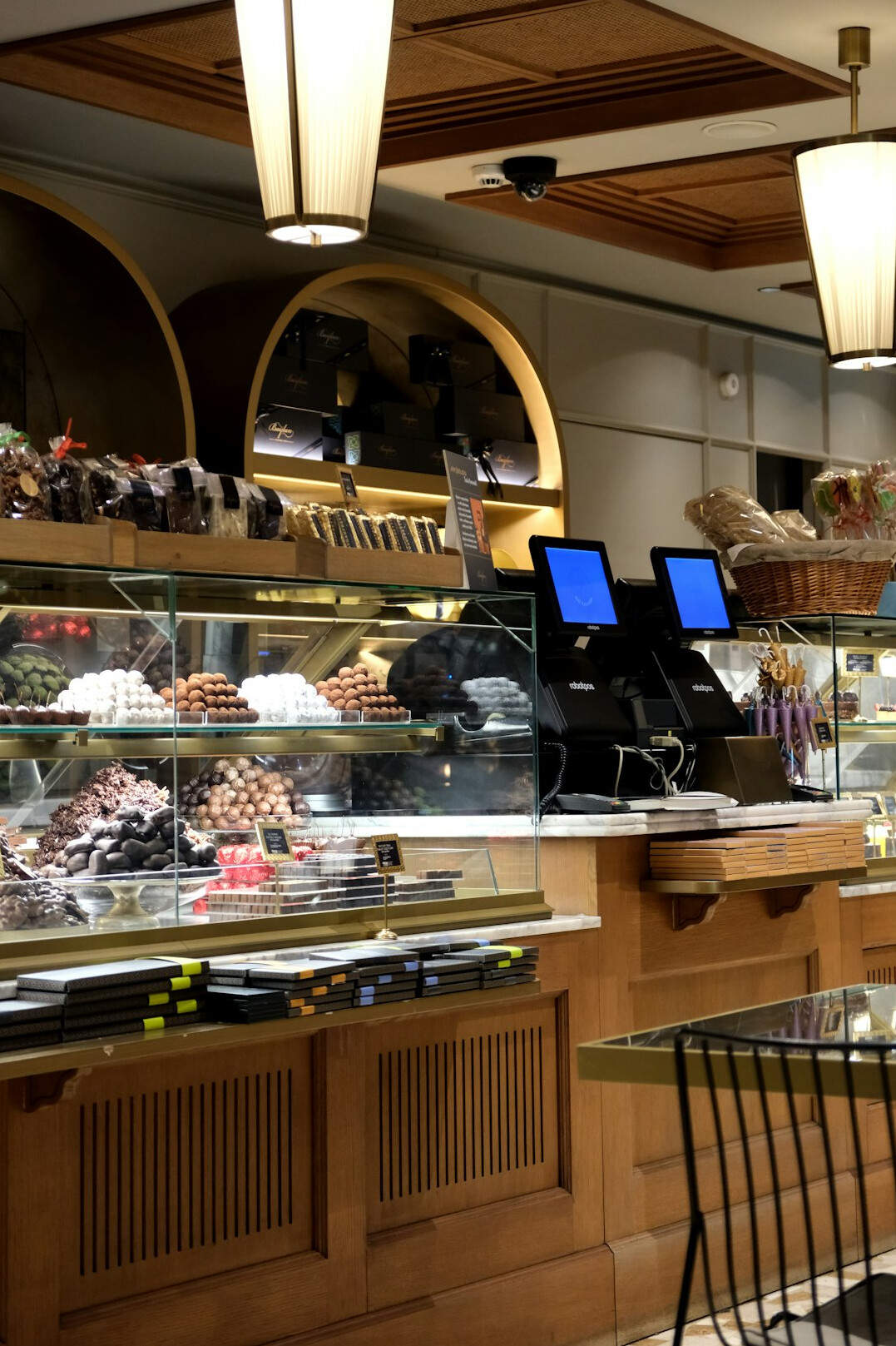supermarket checkout counter